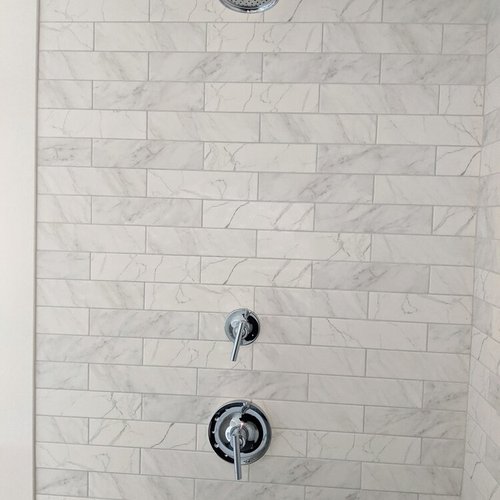 Tile flooring installation by Sunshine Carpet & Flooring in North Chelmsford, MA – porcelain tile in a modern kitchen