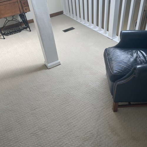 Carpet installation by Sunshine Carpet & Flooring in North Chelmsford, MA – plush neutral-toned living room carpet