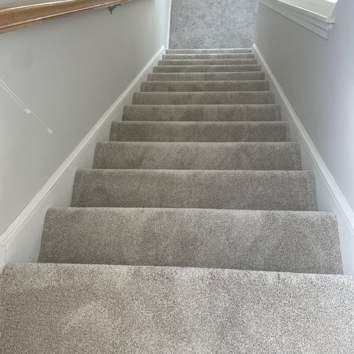 Carpet installation by Sunshine Carpet & Flooring in North Chelmsford, MA – plush neutral-toned living room carpet