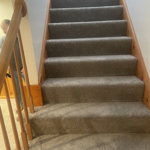 Carpet installation by Sunshine Carpet & Flooring in North Chelmsford, MA – plush neutral-toned living room carpet